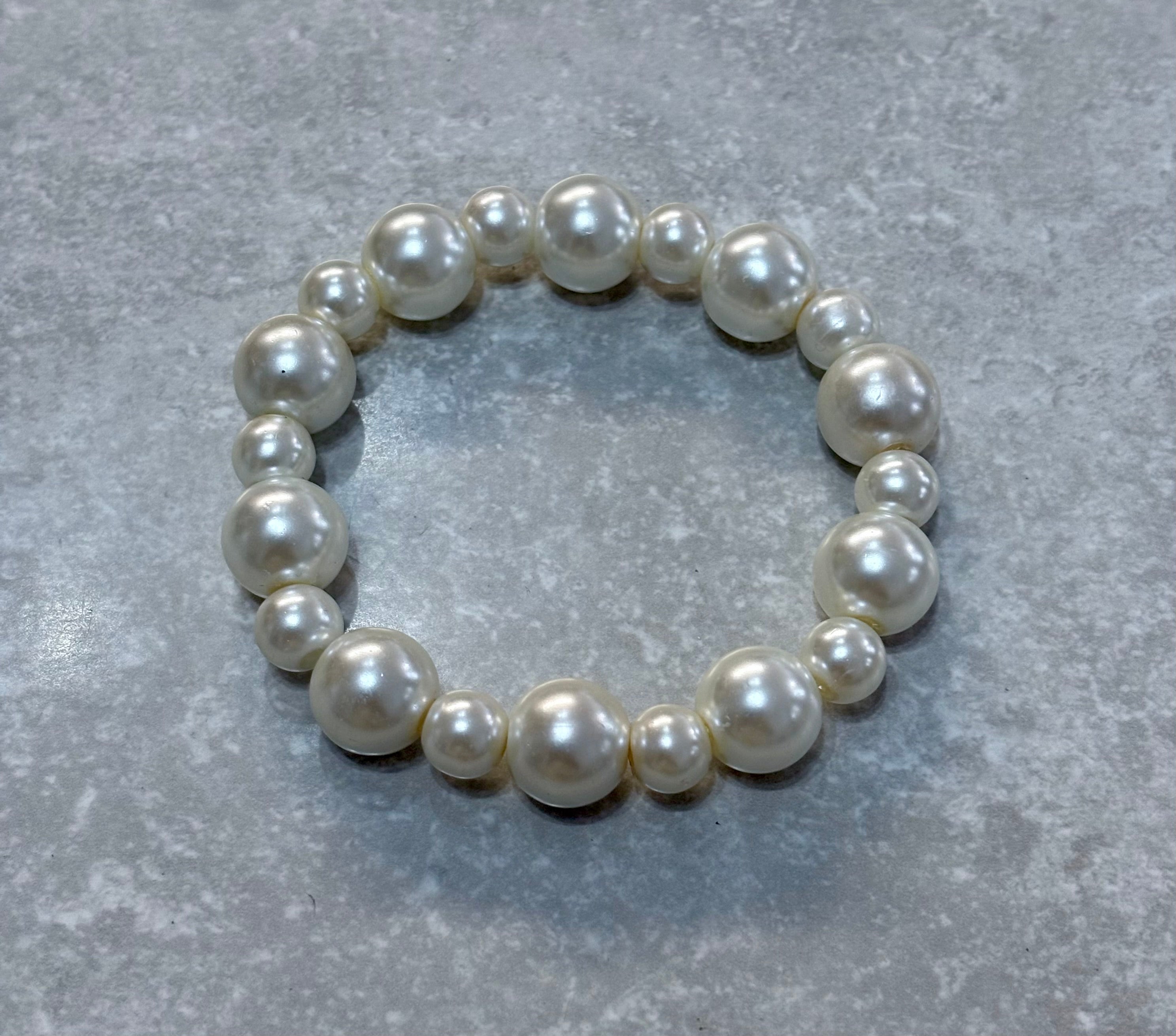 101 Pearl Bracelet Mixed size beads