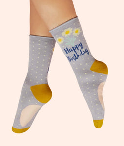 SOC707 Bamboo Happy Birthday Daisy Ankle Socks