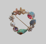 DH019 Circle of Shells & Crystal Brooch