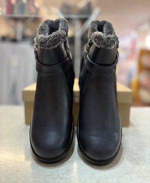 Skye Navy Ankle Boot