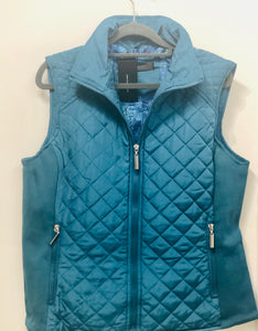 12437 Teal Gilet