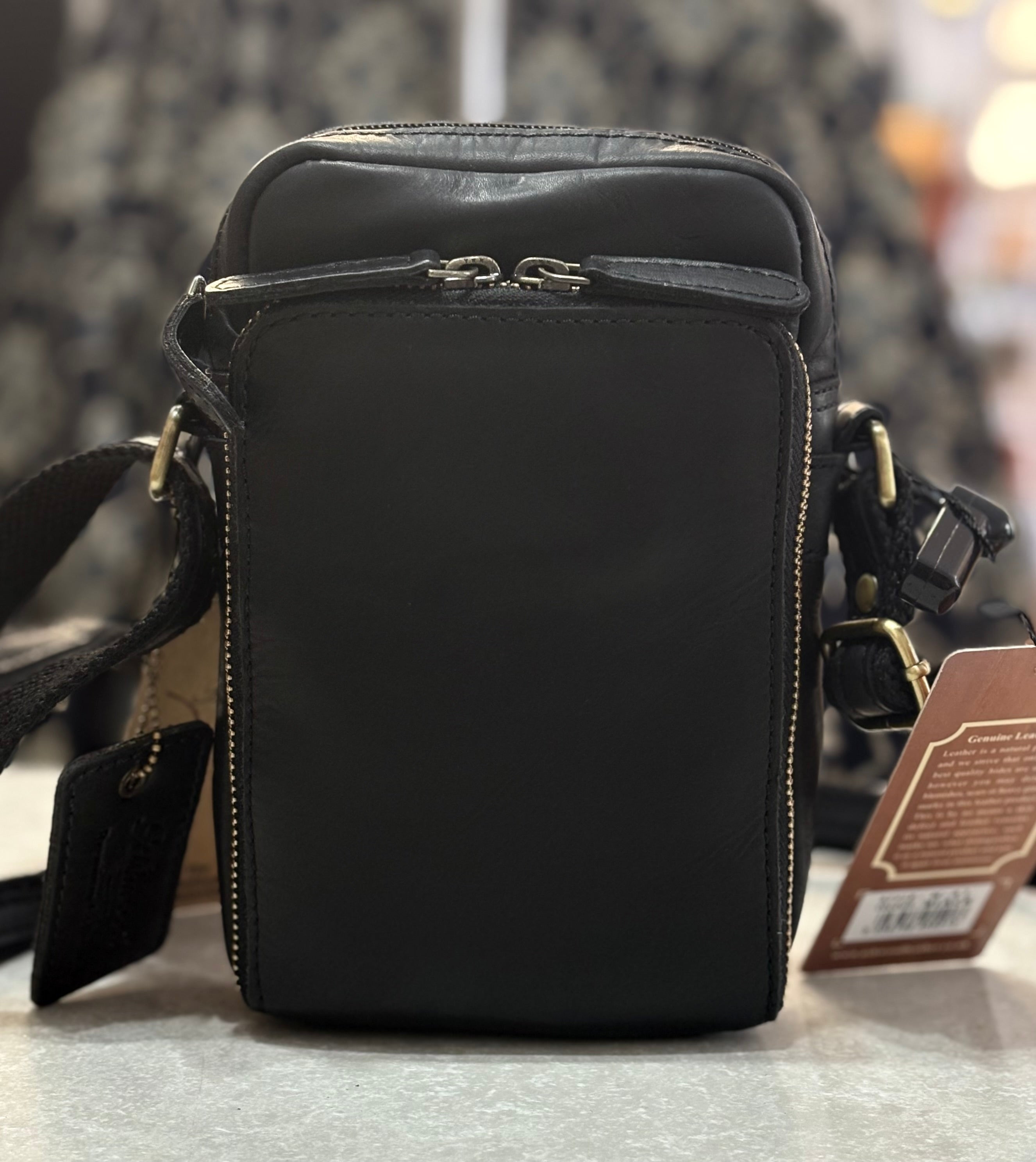 K-41 Leather Crossbody Smartphone Bag
