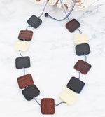 FB1400 LONG WOODEN STEPPING STONE NECKLACE