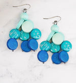 UJ1507 WOODEN DISC CLUSTER DROP EARRINGS*