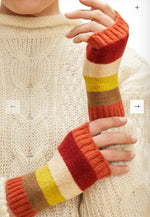 LIL5 LADIES LILIA WRIST WARMERS - TANGERINE
