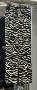 7600 Black Printed Top