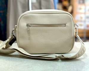 74 CAMERA BAG