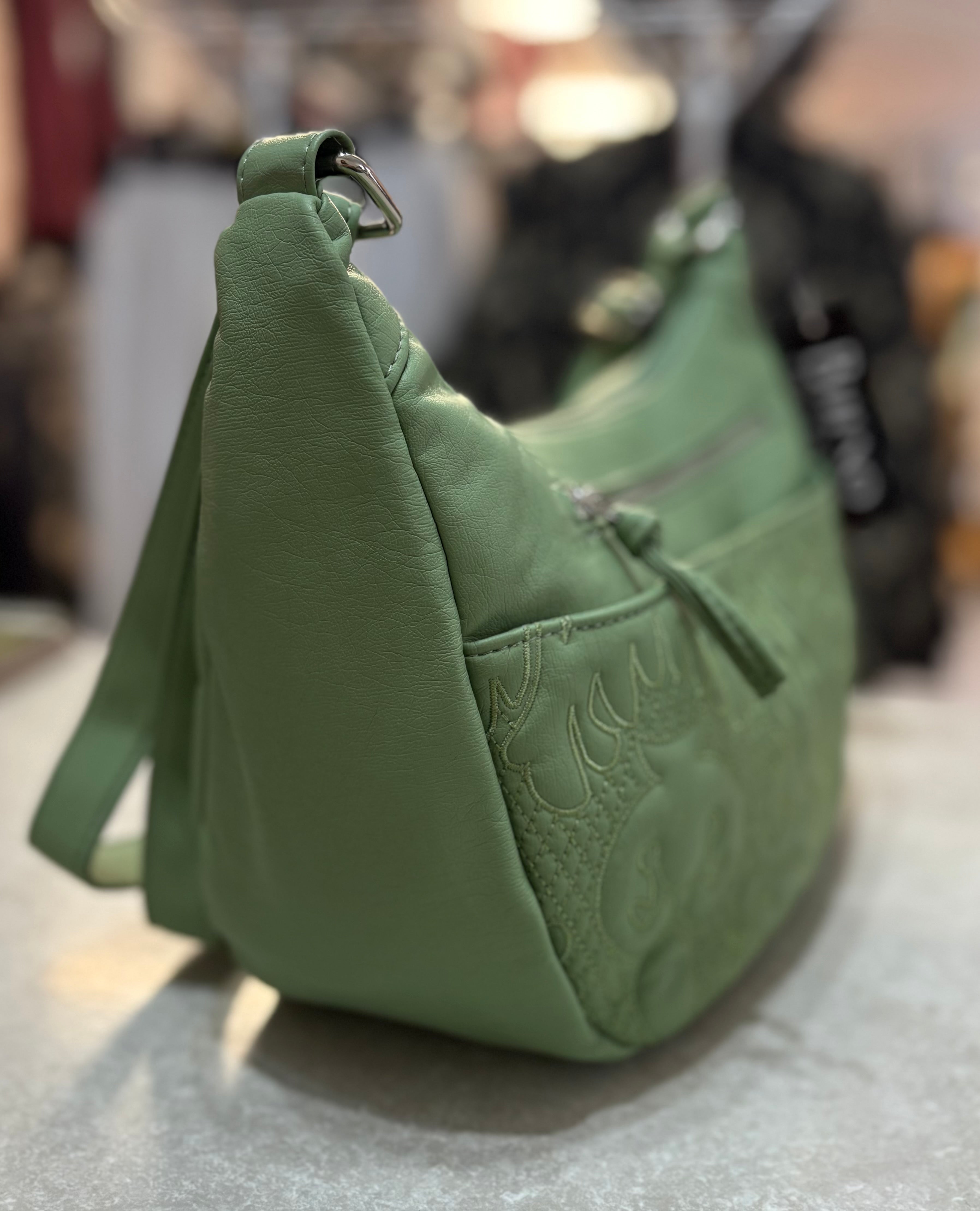 52126 Half Moon Crossbody Quilted Bag