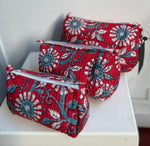 B1030 Cosmetic Bag ( available in : sizes )