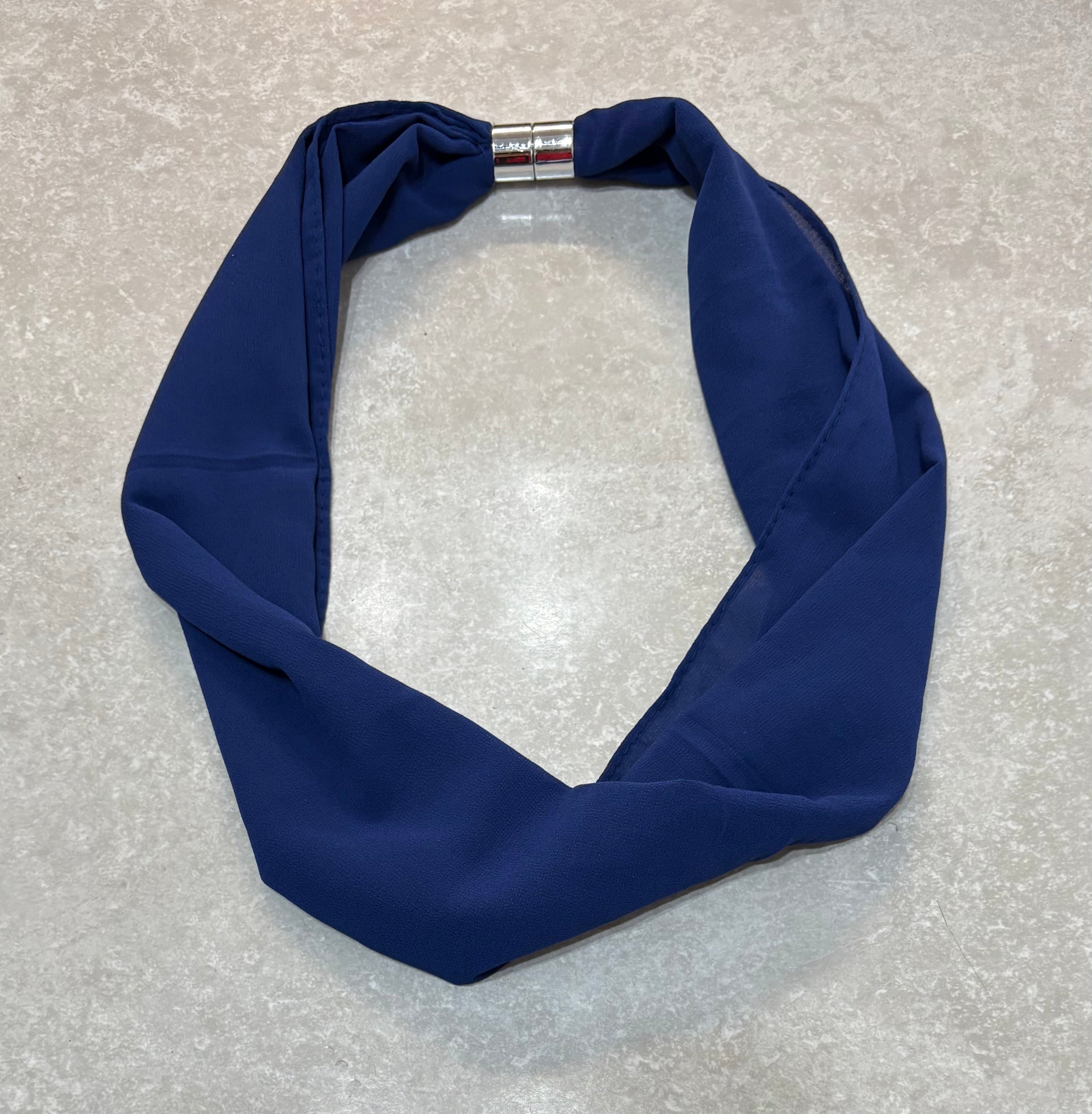 SHMM709 Plain Magnetic Scarf