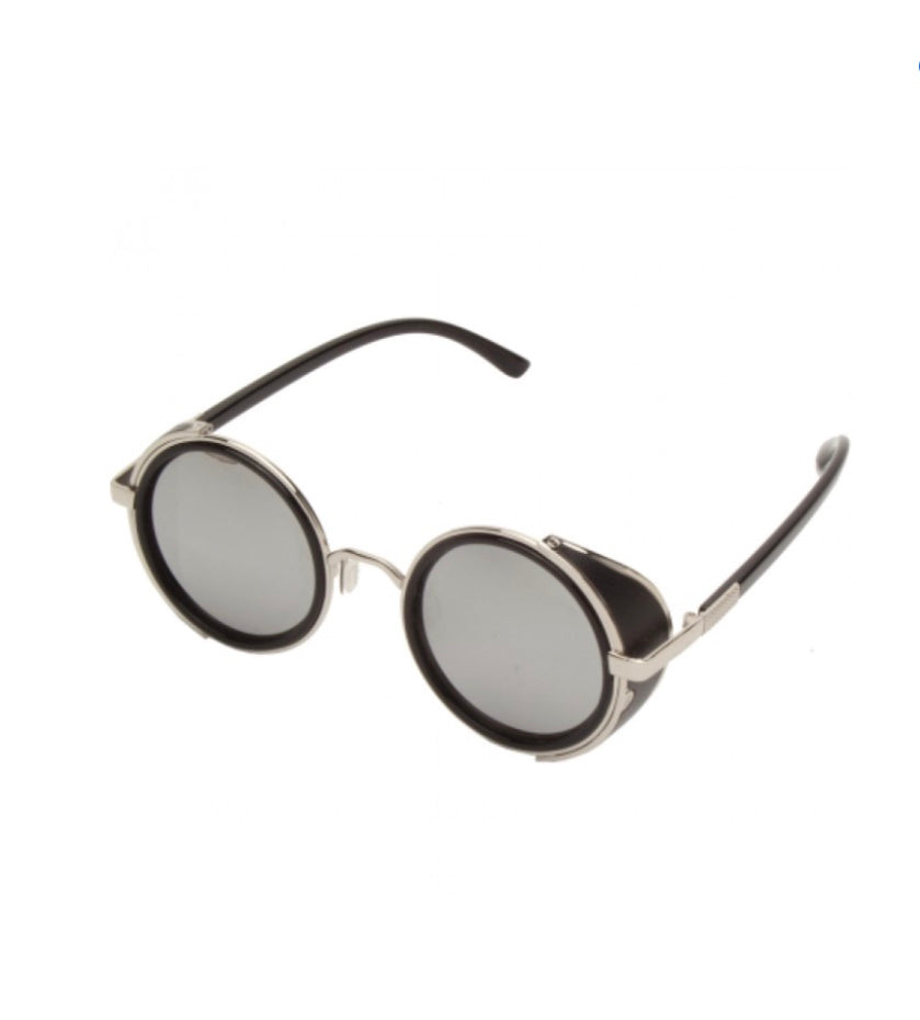 8710 TEA SHADE STYLE SUNGLASSES WITH FRAMED LENSES