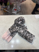 TR6206 Animal Print Scarf