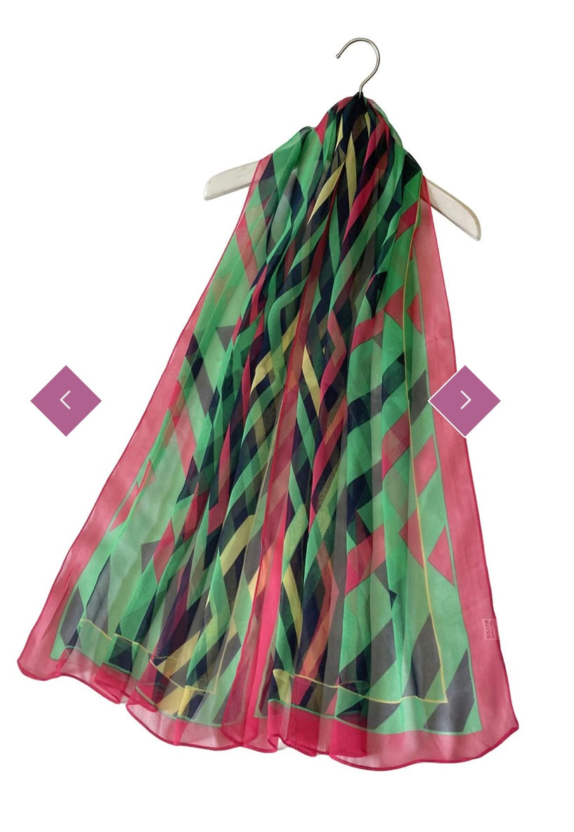 7461 Vibrant Zigzag Print Chiffon Scarf