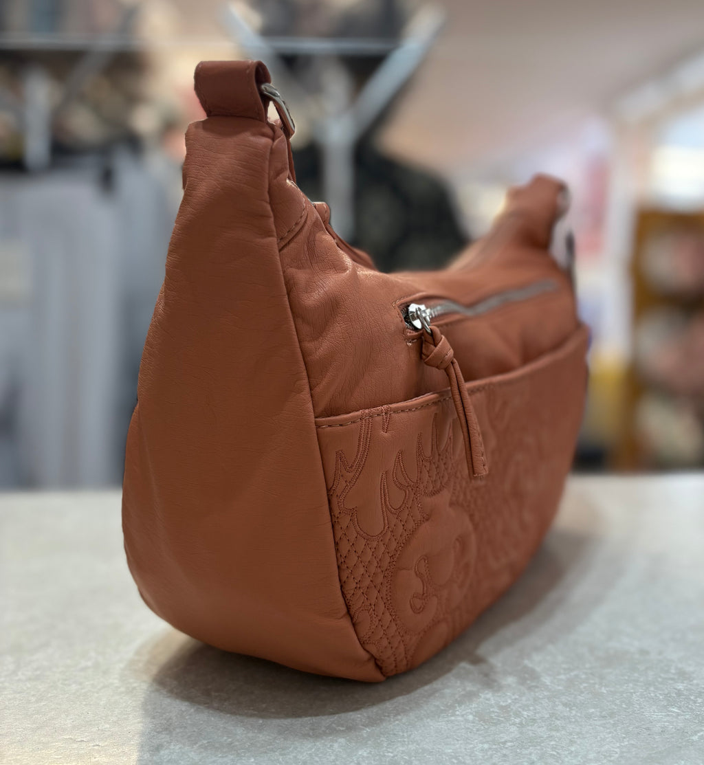 52126 Half Moon Crossbody Quilted Bag