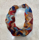 SHMM1163 Retro Print Magnetic Scarf