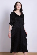 VJ2197 JACQUARD MIDI DRESS