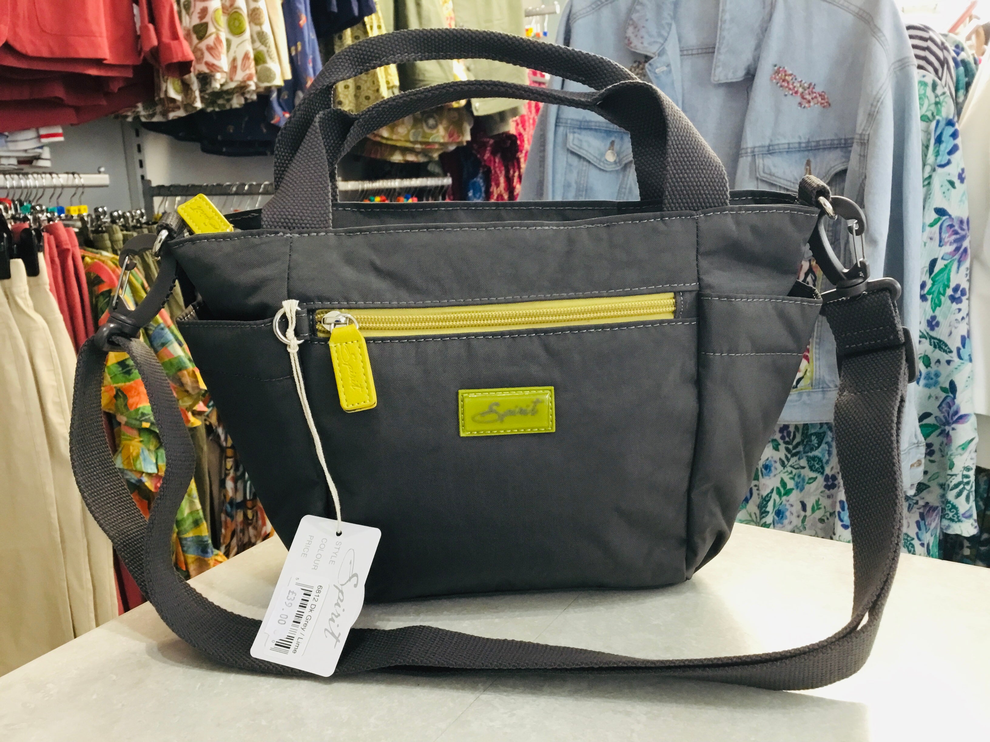 6812 Spirit Hand Shoulder Bag