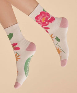 Soc650 Ladies Ankle Socks - Tropical Floral Coconut