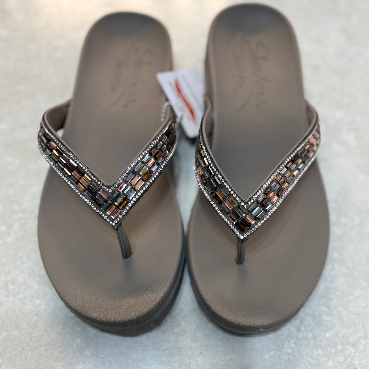119403 Skechers Arch fit Flip Flops – CHAPEL STREET BOUTIQUE