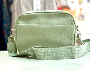 74 CAMERA BAG