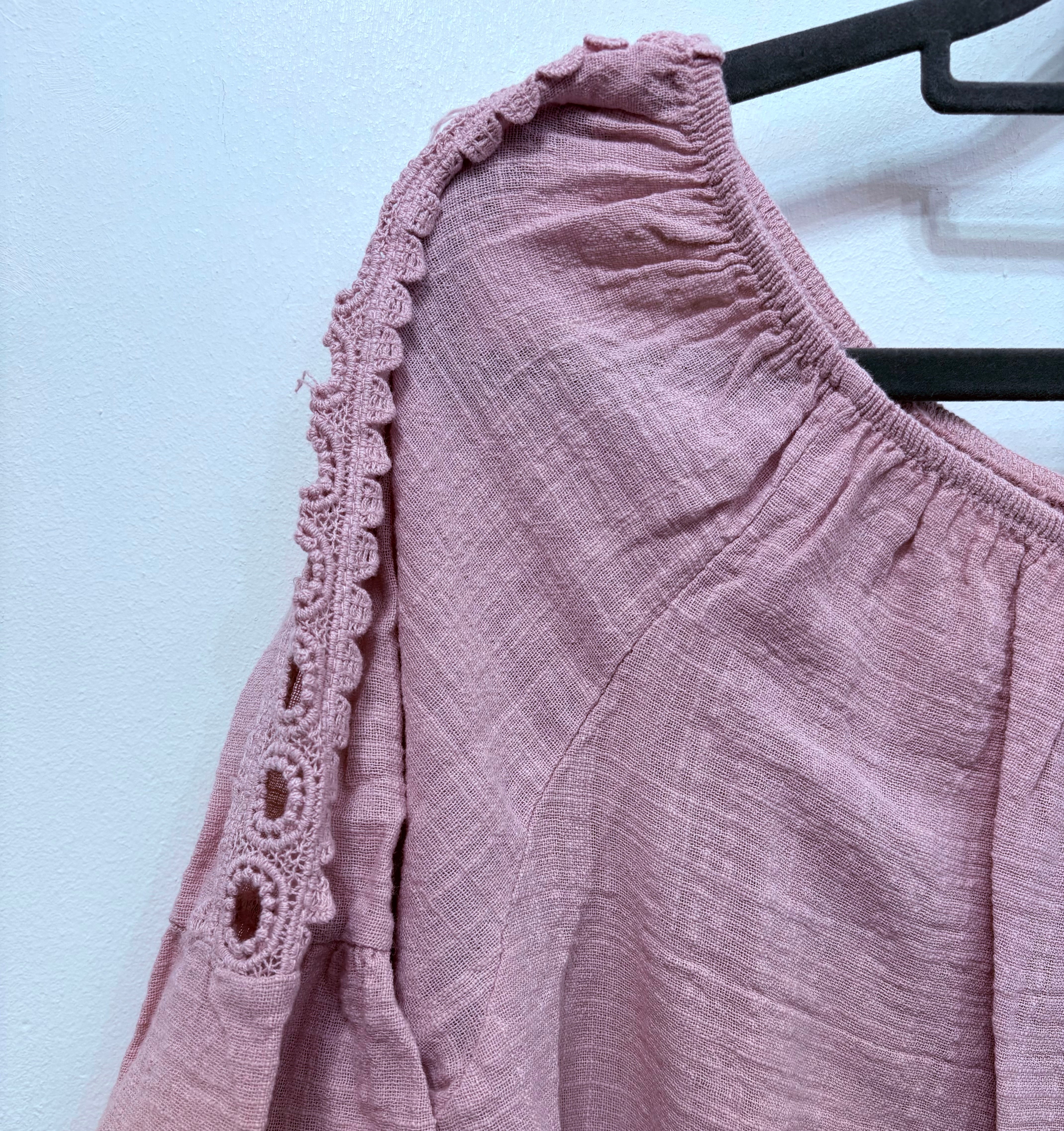 976 solid Lace blouse