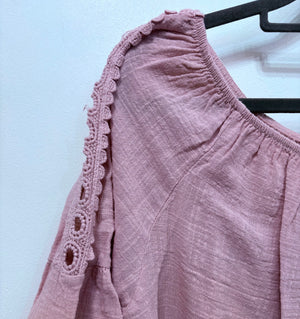 976 solid Lace blouse