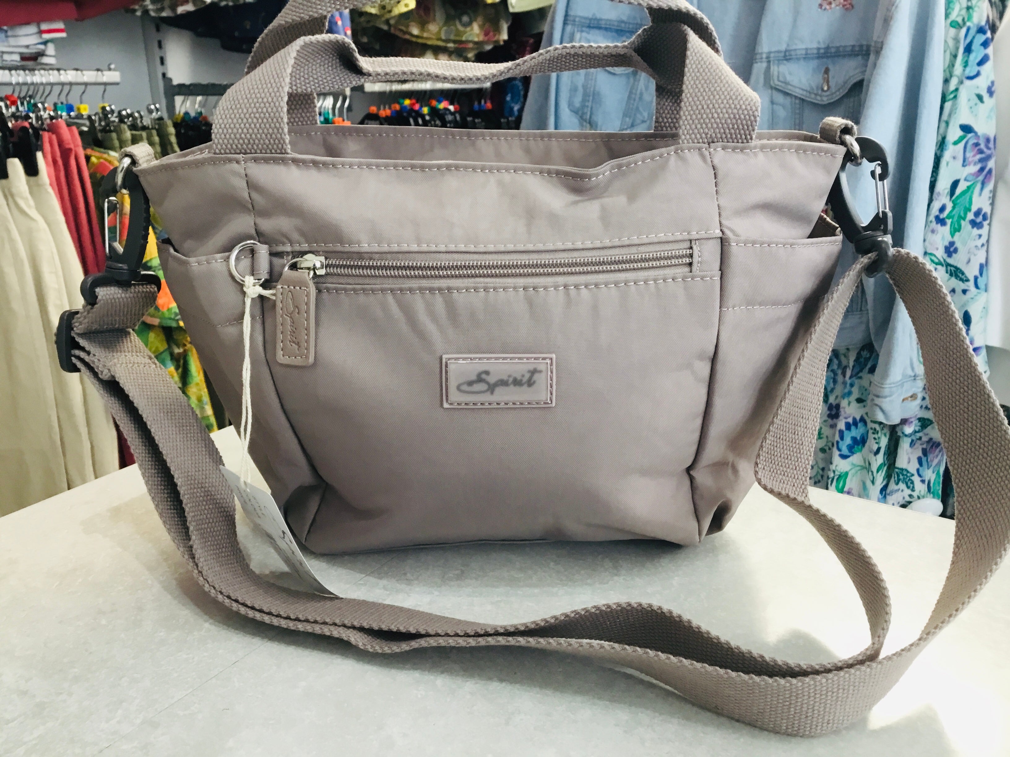 6812 Spirit Hand Shoulder Bag