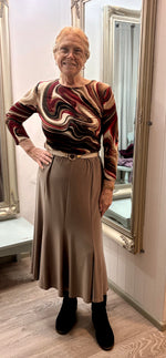 3090-3791 Maroon Swirl Top