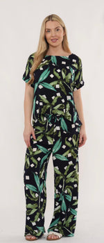 7824 Tropical Leaf Print Dip Back Top