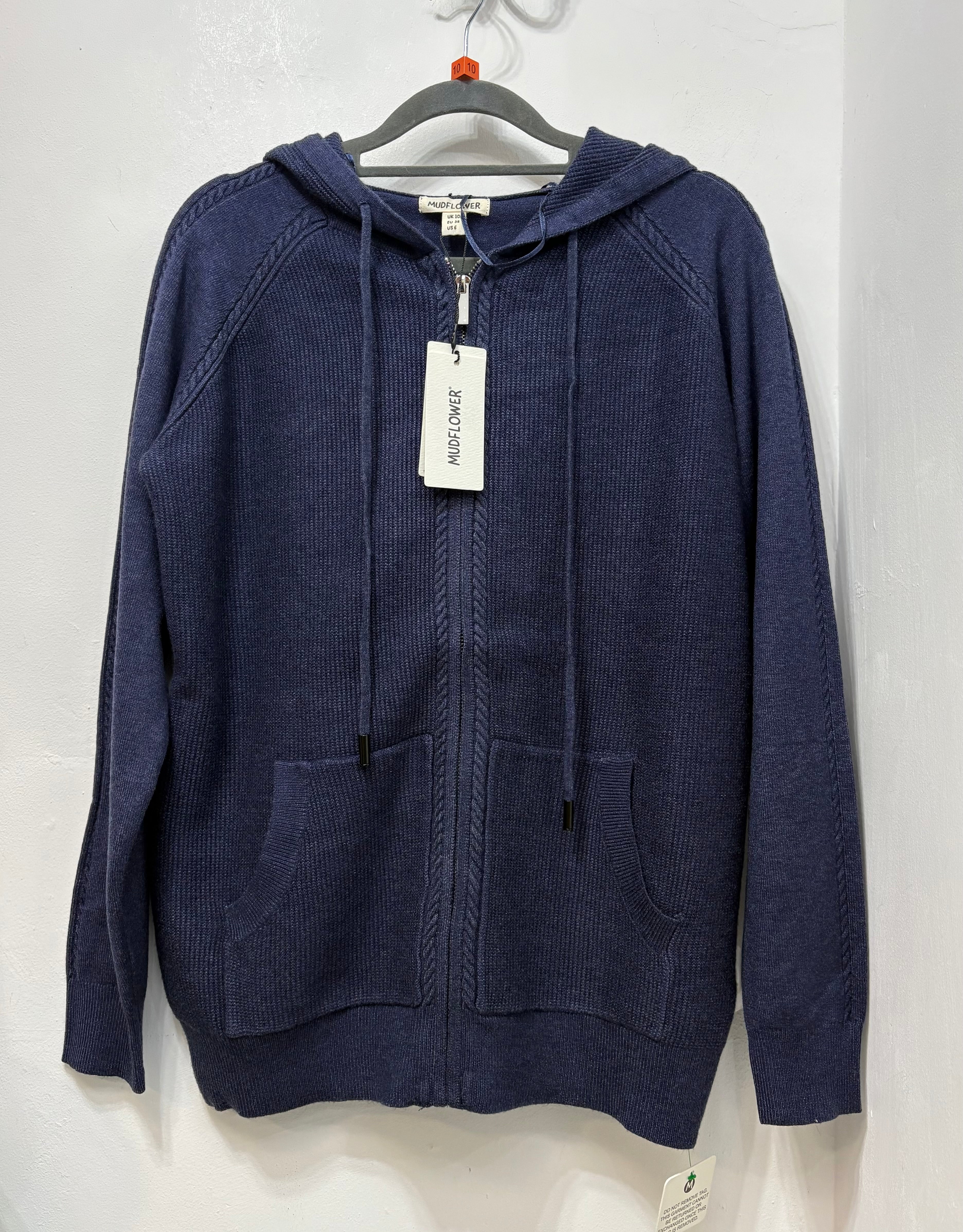 653 Zip front Knitwear with Hood