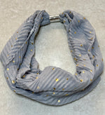 MM1976 Magnetic Scarf Gold Star Crinkle