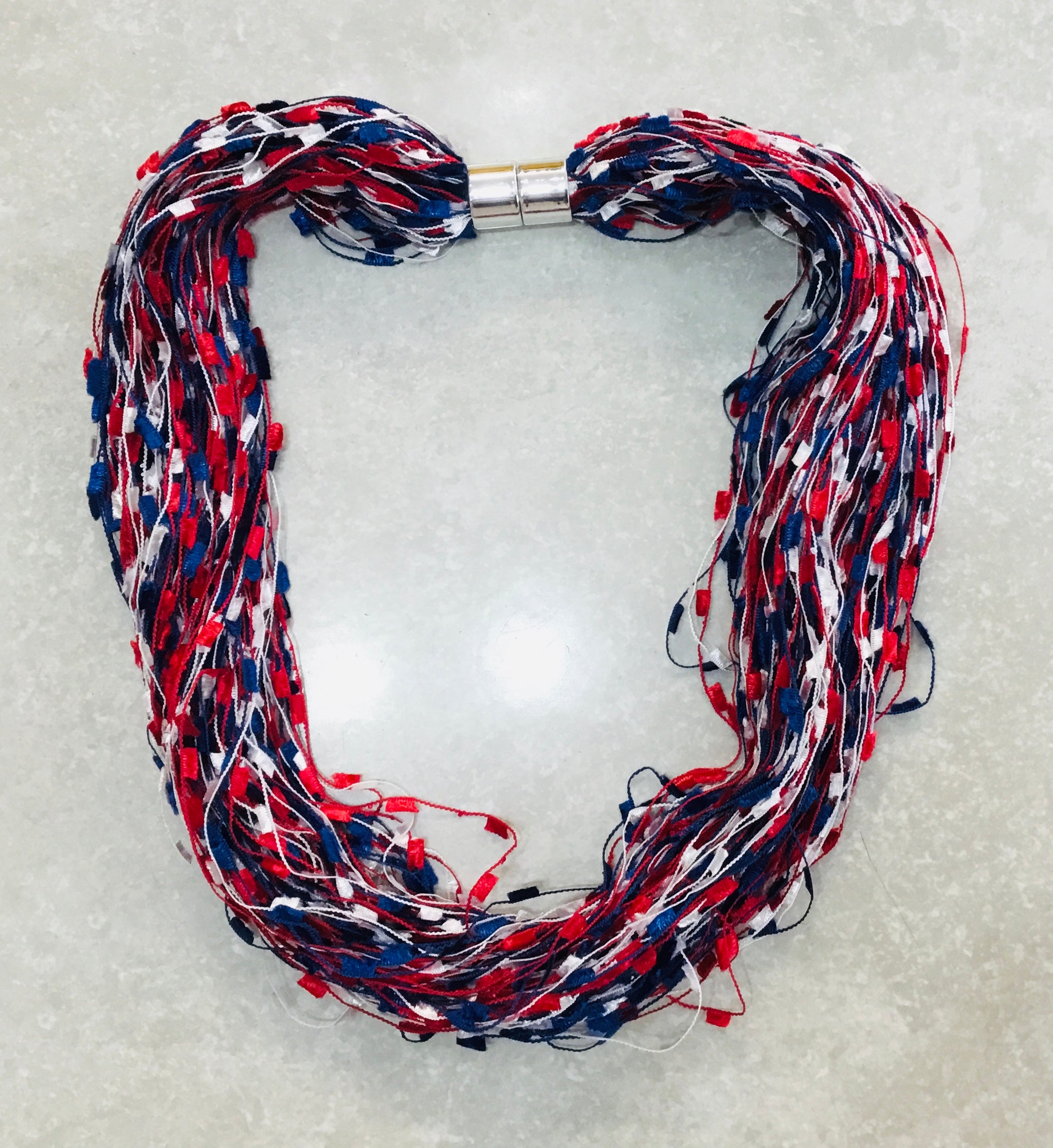 MM1971 Magnectic Ladder Chain Necklace