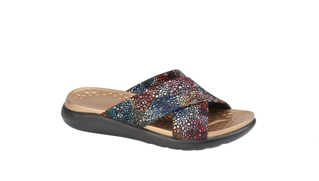 Mae Sandal