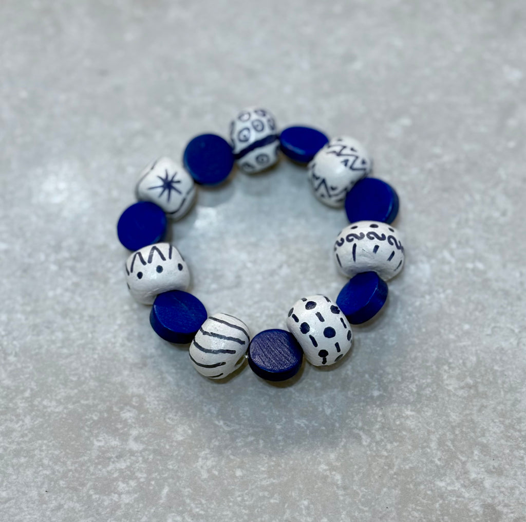 103 Blue & White Bracelet