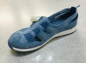 Lois Dusty blue Pump