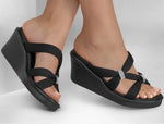 119622 Skechers Wedge Sandal