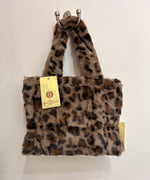 25424 Leopard Print Faux Fur Hand/Shoulder Bag