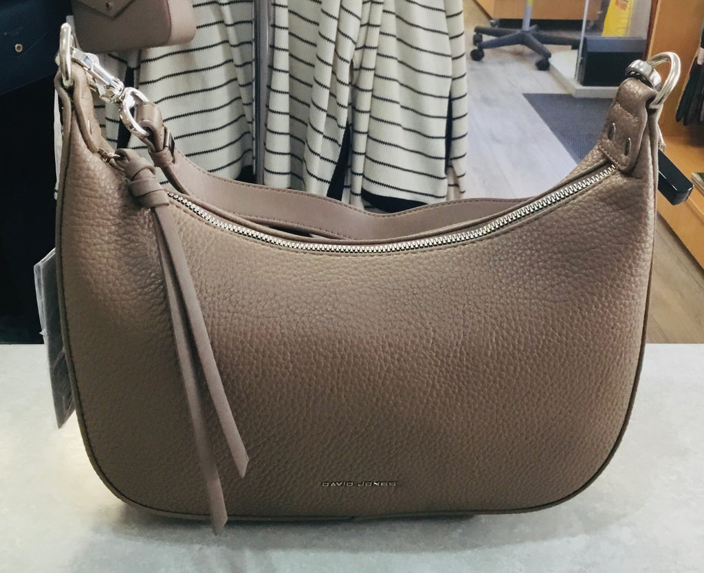 NV6901 Camel Bag
