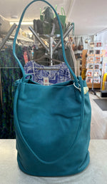 6773 Shoulder Bag