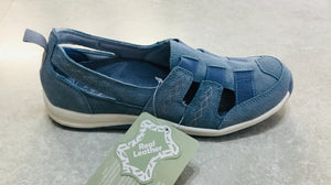 Lois Dusty blue Pump
