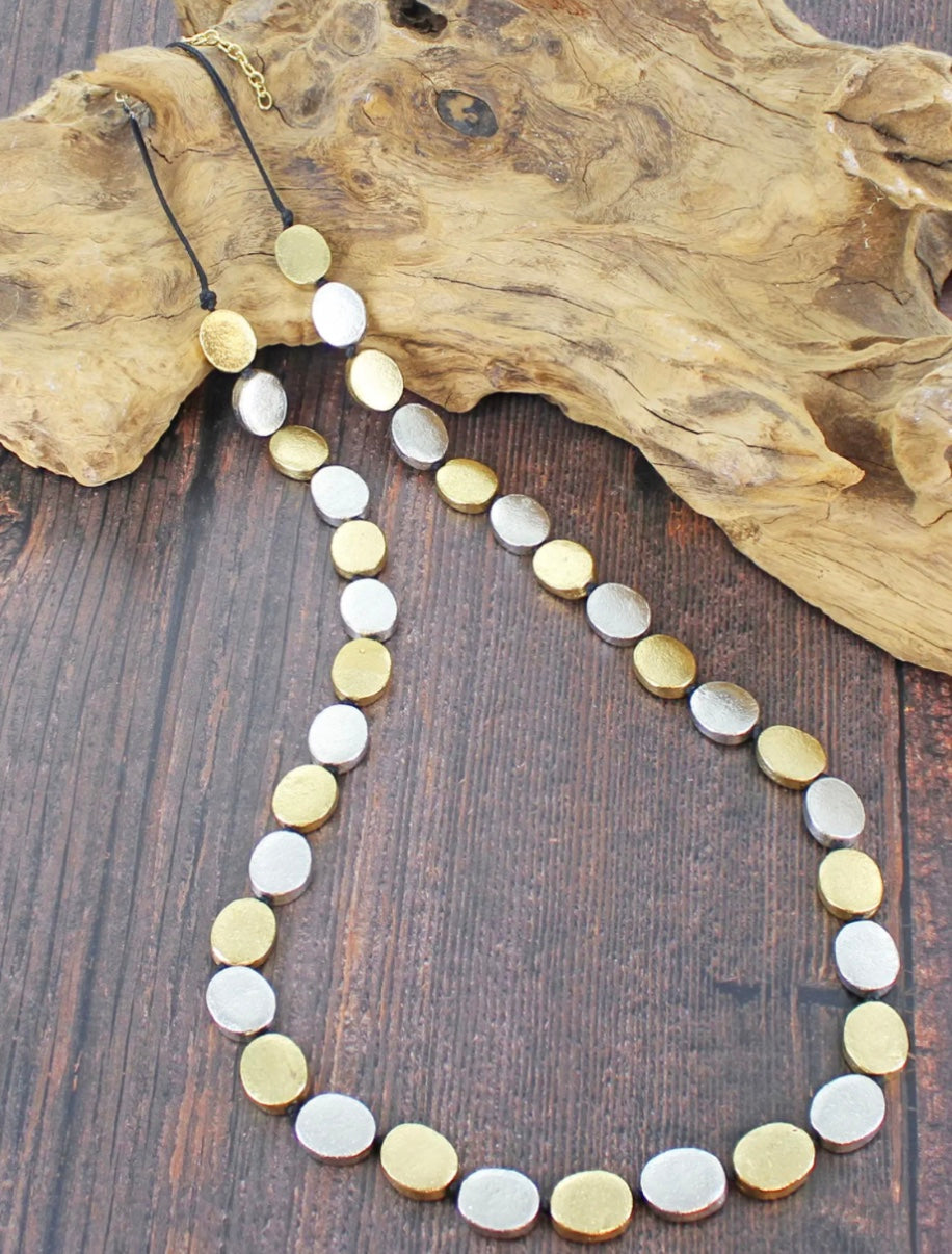 KH1502 SILVER & GOLD OVAL DISC NECKLACE