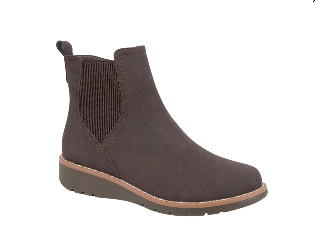 Ella Brown Boot