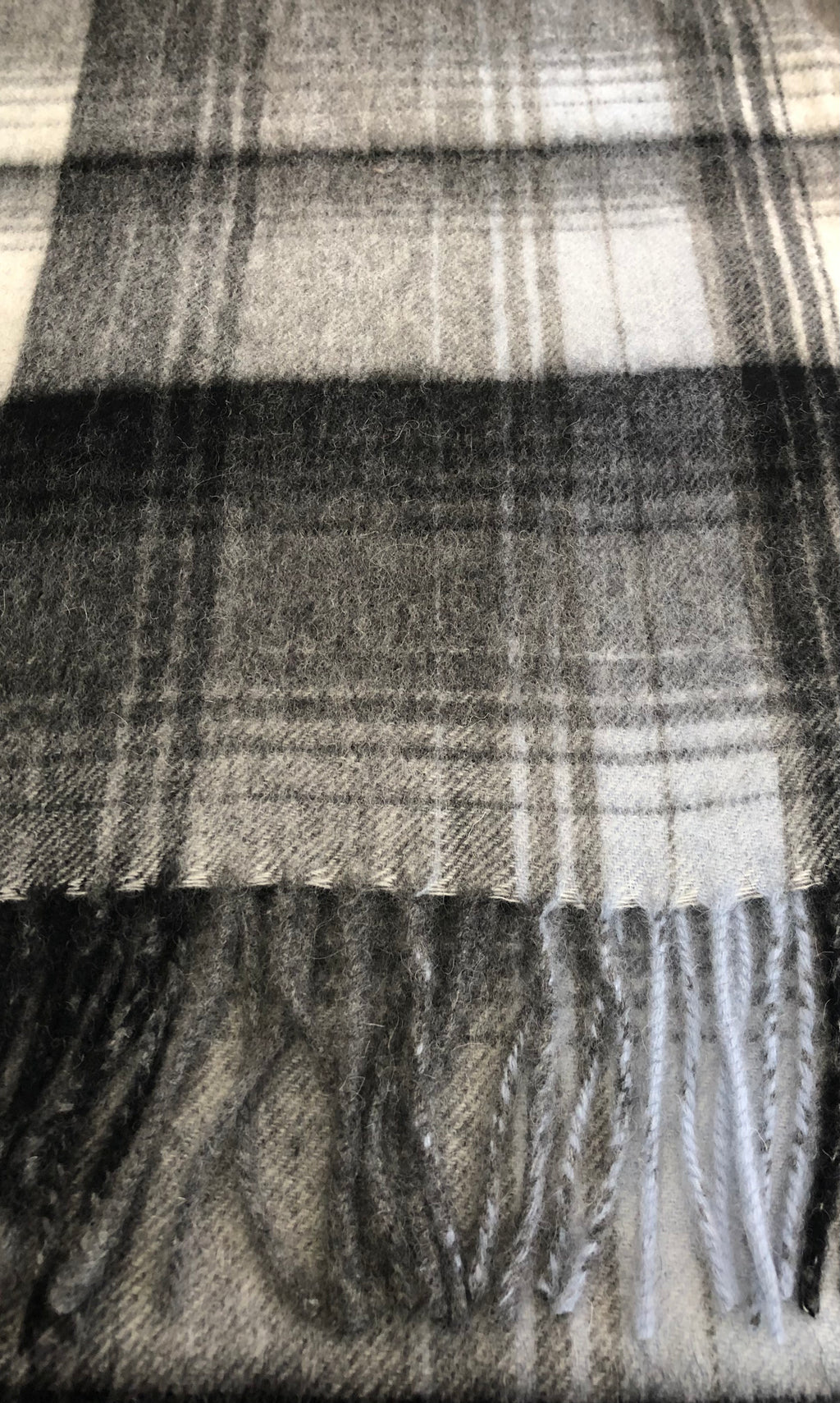 7414 Check Stripe Wool Tassel Scarf