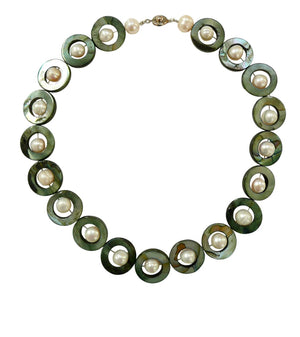 Taje 01b Grey Shell & Pearl Bracelet