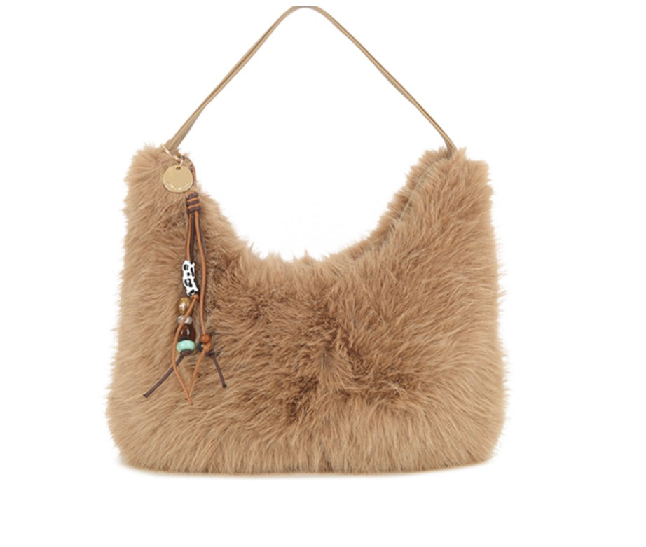 J69068 Fluffy Shoulder Bag