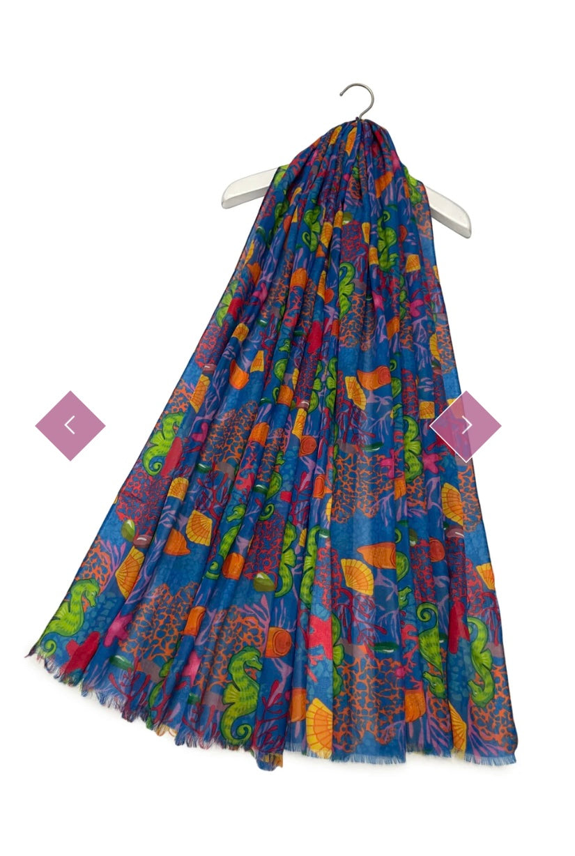 7815 Sealife & Coral Print Frayed Scarf