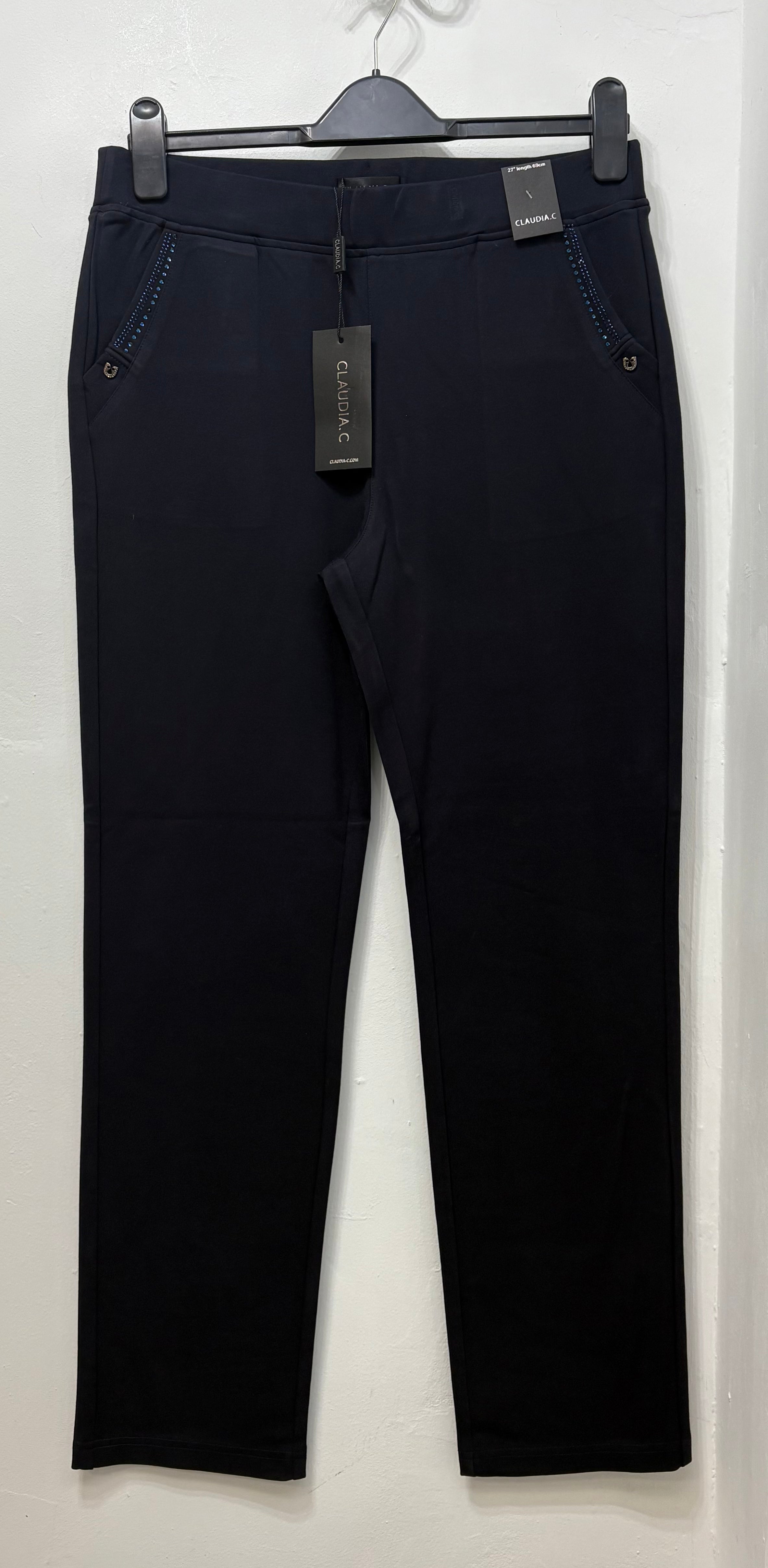 13045 Ponte Pull up Trouser with pocket detail