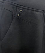 13036 Ponte Pull up Trouser with pocket detail