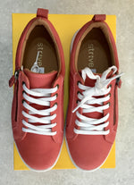 Strive Trainer Talia Sunset Coral