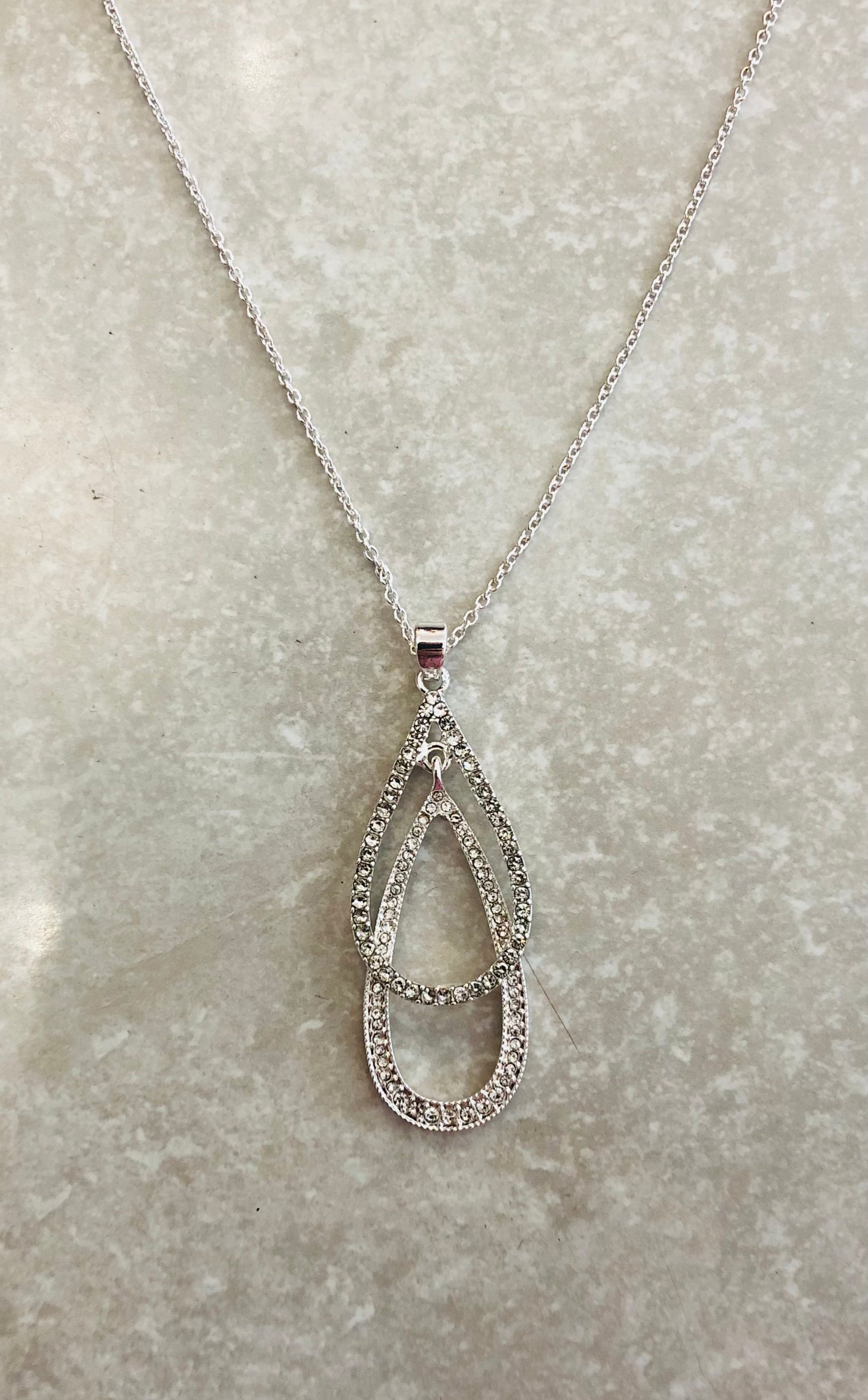 2010828 Long Double Pear Drop Diamond Necklace